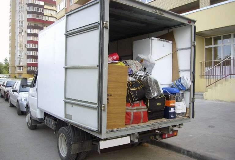 Заказать отдельную газель для транспортировки вещей : Диван из Россия, Грозного в Австрия, Инсбрук