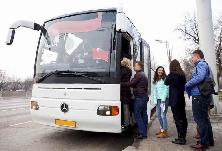 Пассажирские перевозки на автобусе из Красногорска в Москву